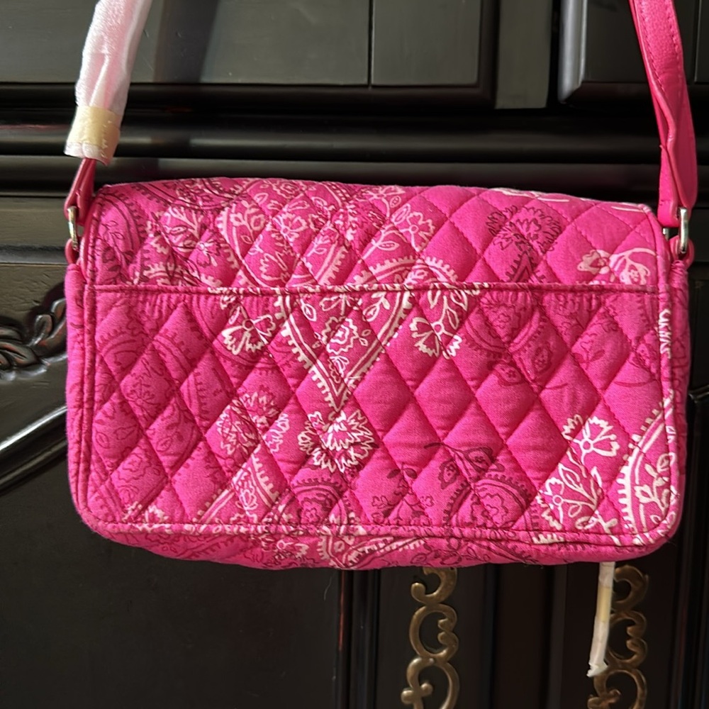 NWOT‎ Vera Bradley Pink Stamped Paisley Organizer Turnlock Crossbody Bag Purse - Picture 5 of 5